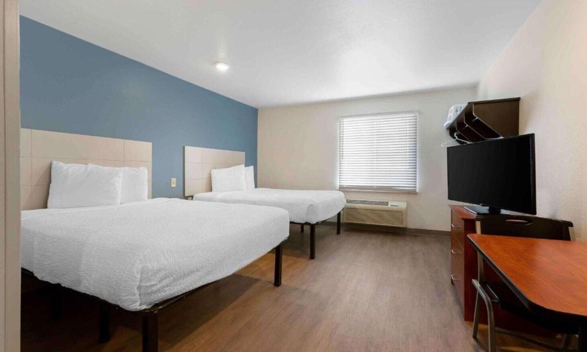 El Dorado West Apartment | 2 Queen Beds |Non-Smoking, Kitchen