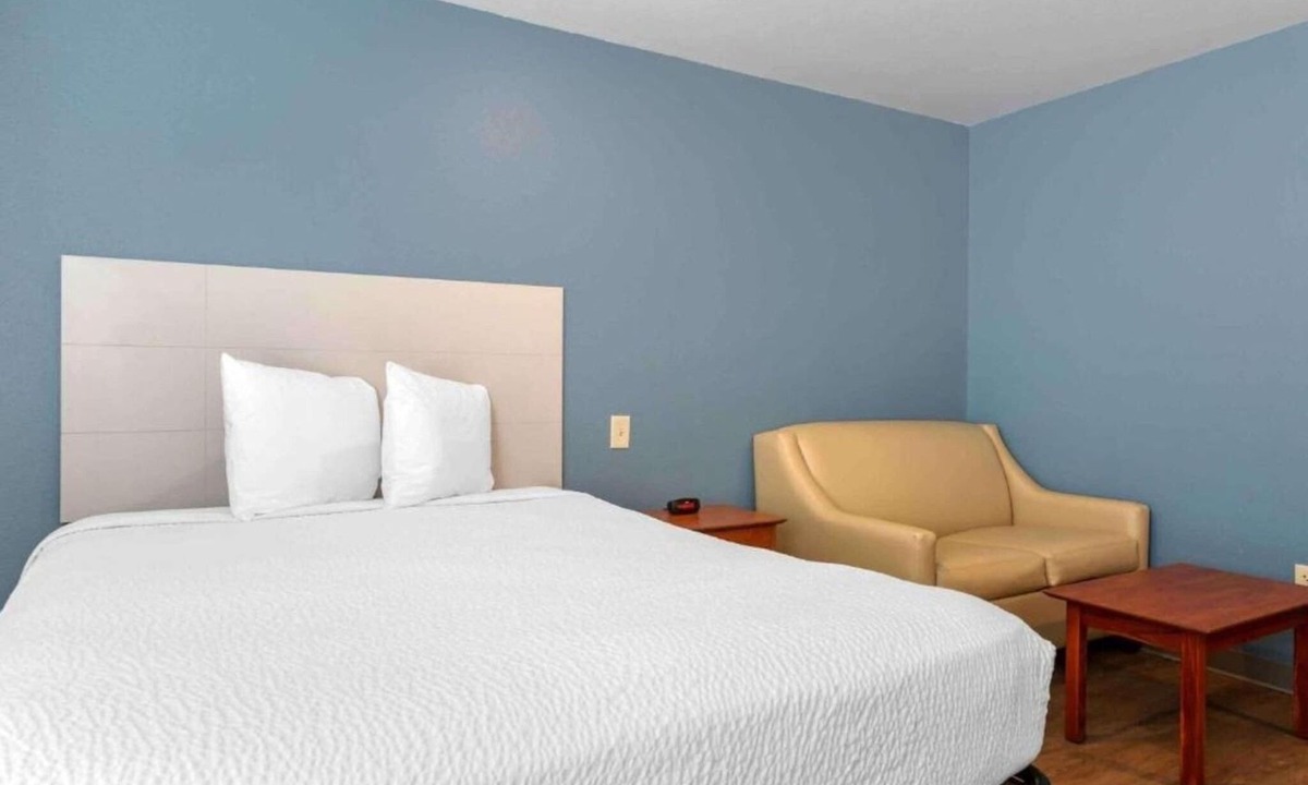 El Dorado West Apartment | 1 King Bed | Hearing Accessible, Kitchen