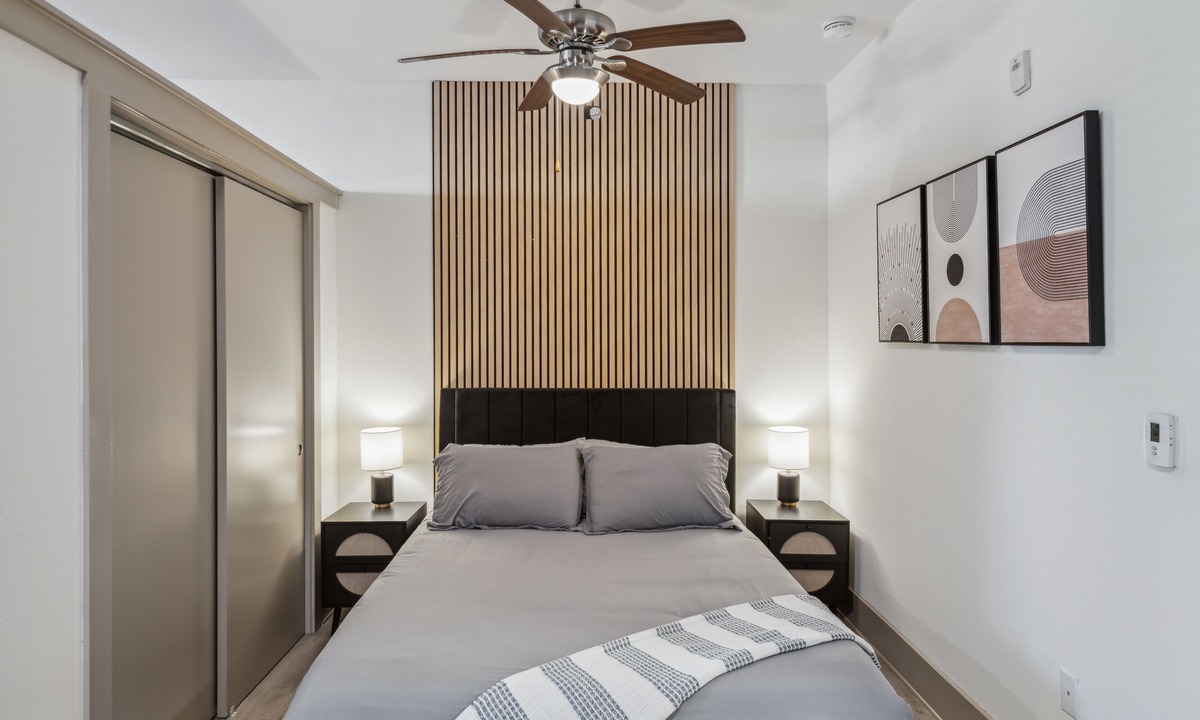 Cityplace Apartment | Modern Studio In West Village, Uptown Gem Sleeps 2