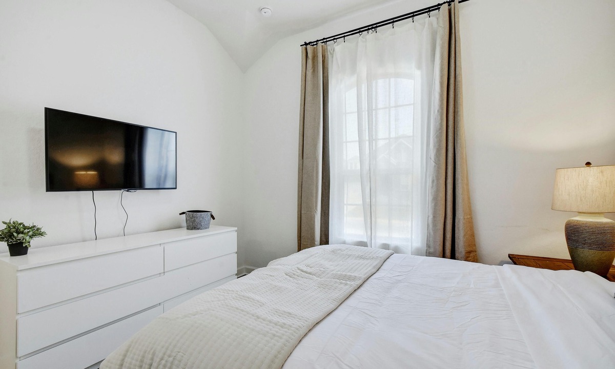 Spring Branch House | Family-Friendly Luxury Home w/Media Room, Near SA & ATX, Long Stays Welcome