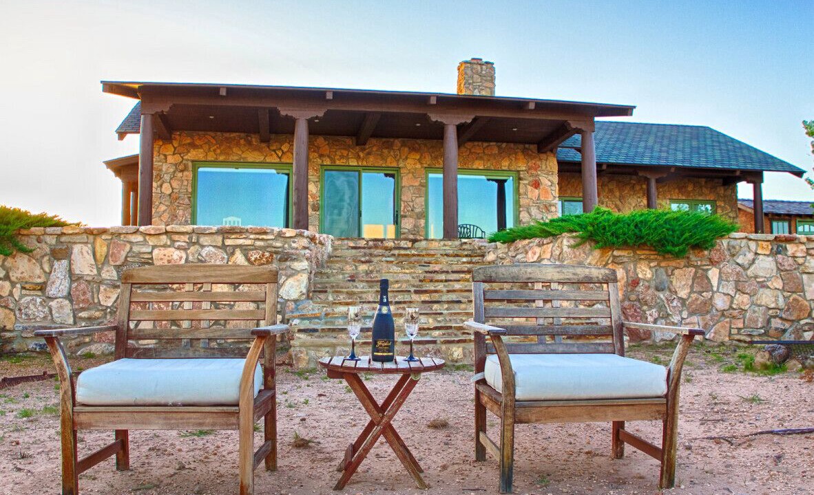 Canyon Apartment | SkyHouse cabin on the West Rim