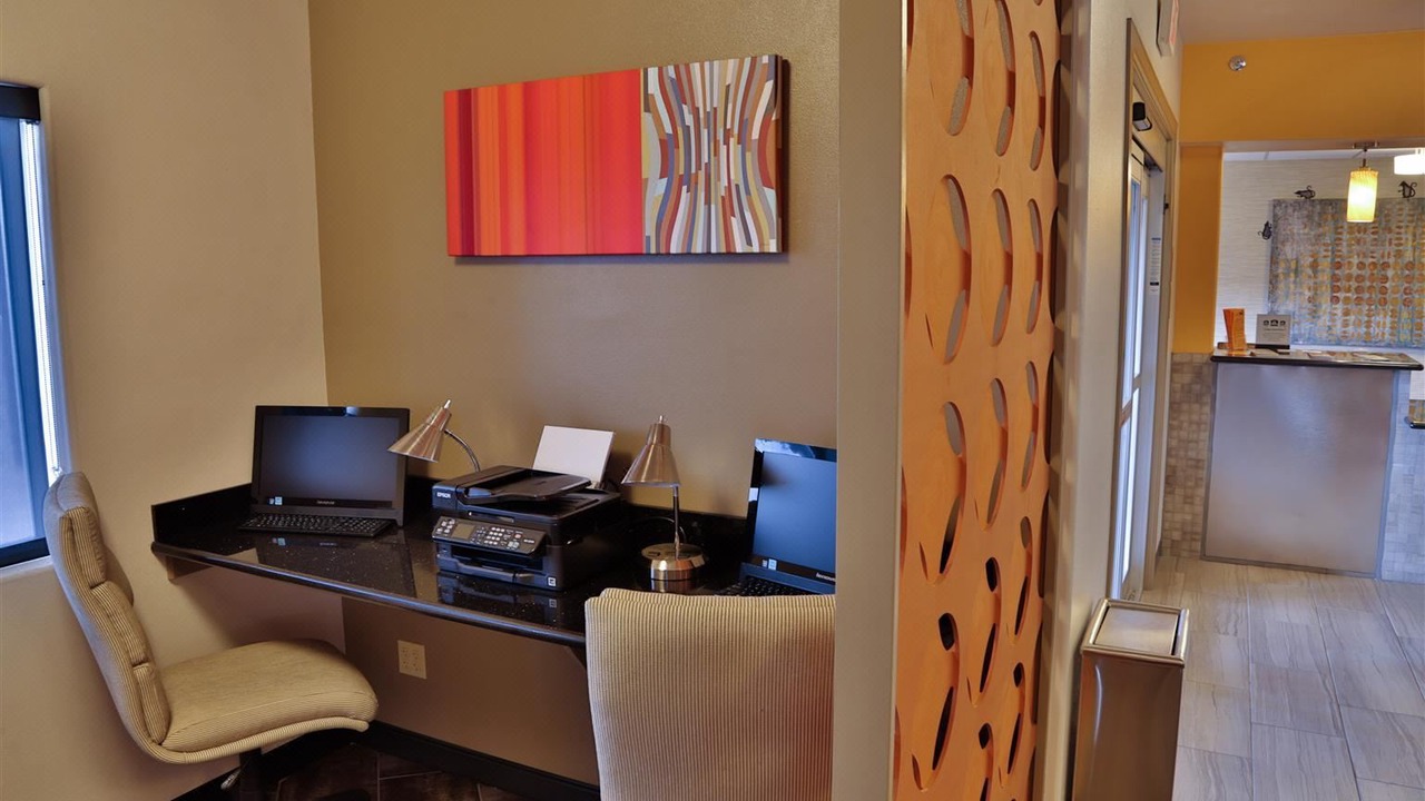 Photo of Livingroom in Farmington