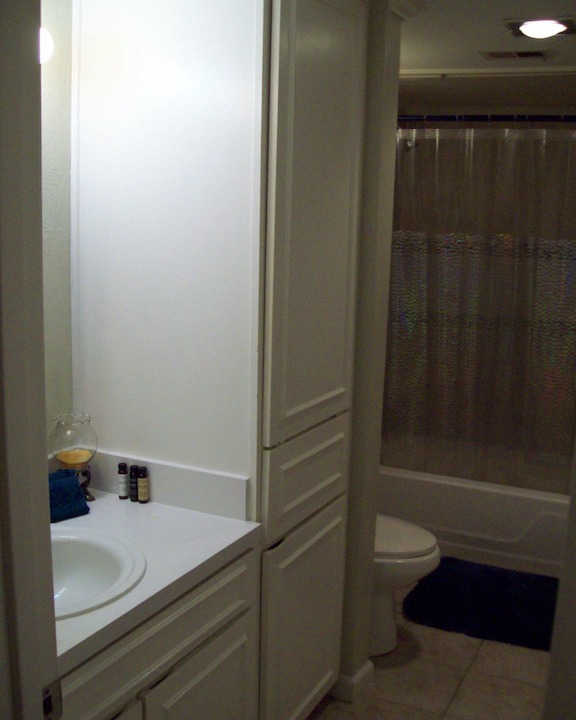 Photo of Bathroom in Knox - Henderson