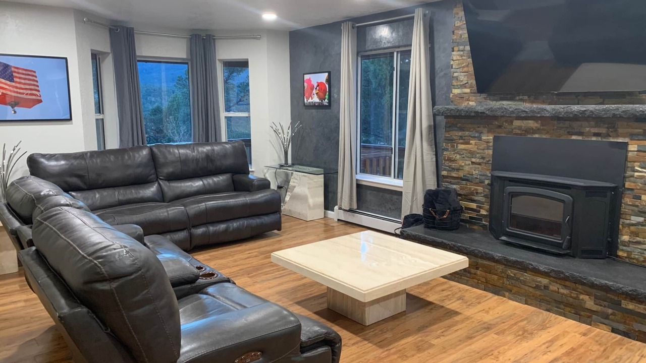Photo of Livingroom in Pinion Ridge Estates