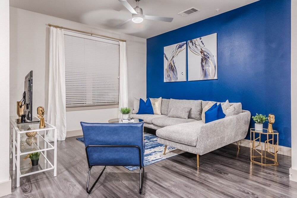 Photo of Livingroom in Farmers Branch