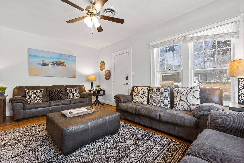 Photo of Livingroom in Arlington Heights
