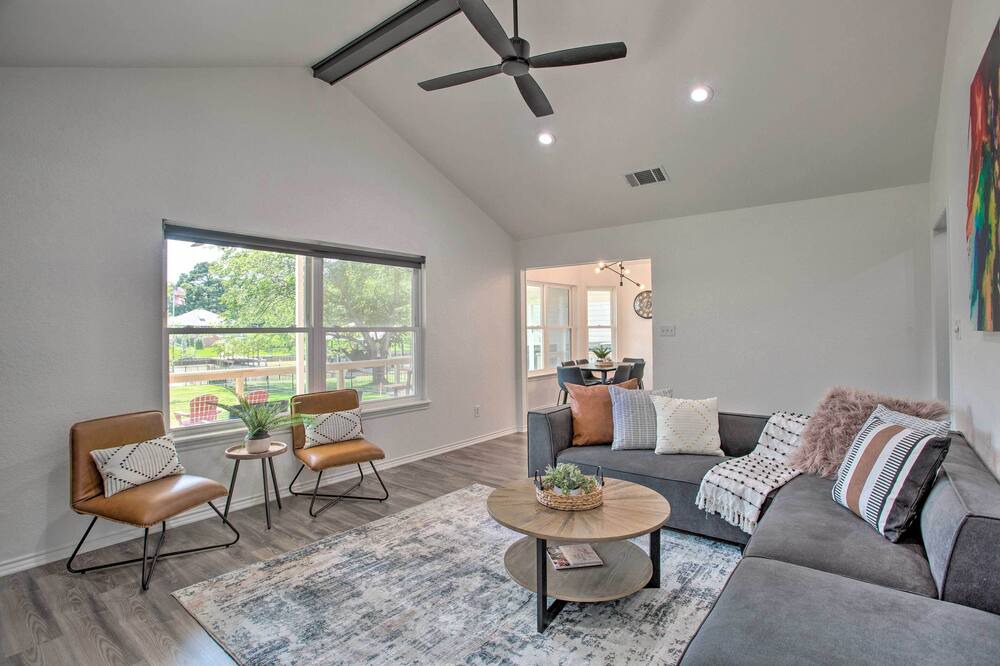 Photo of Livingroom in Leisure Land