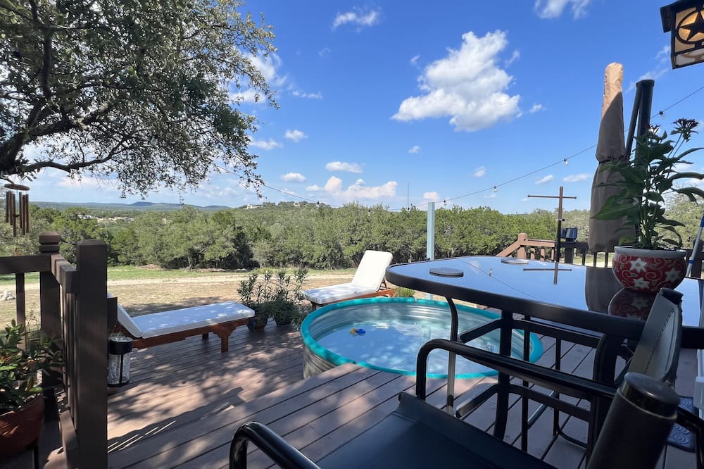 Photo of Patio Balcony in Oatmeal