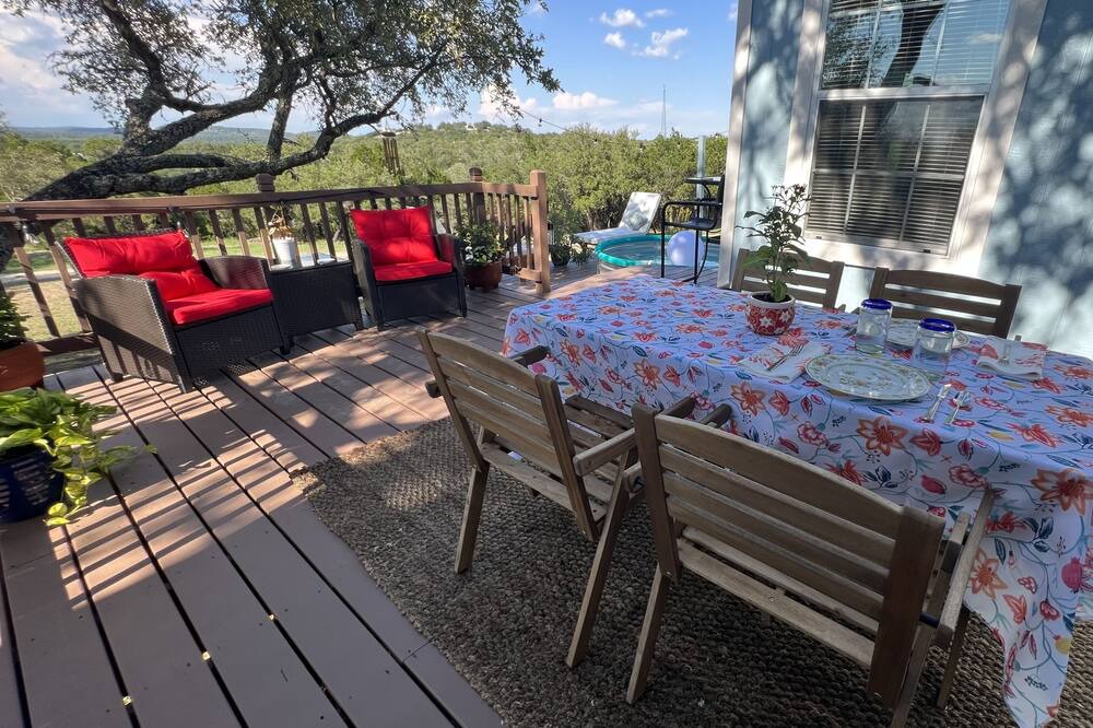 Photo of Patio Balcony in Oatmeal
