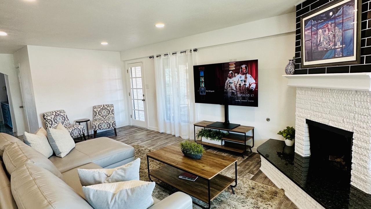 Photo of Livingroom in El Paso