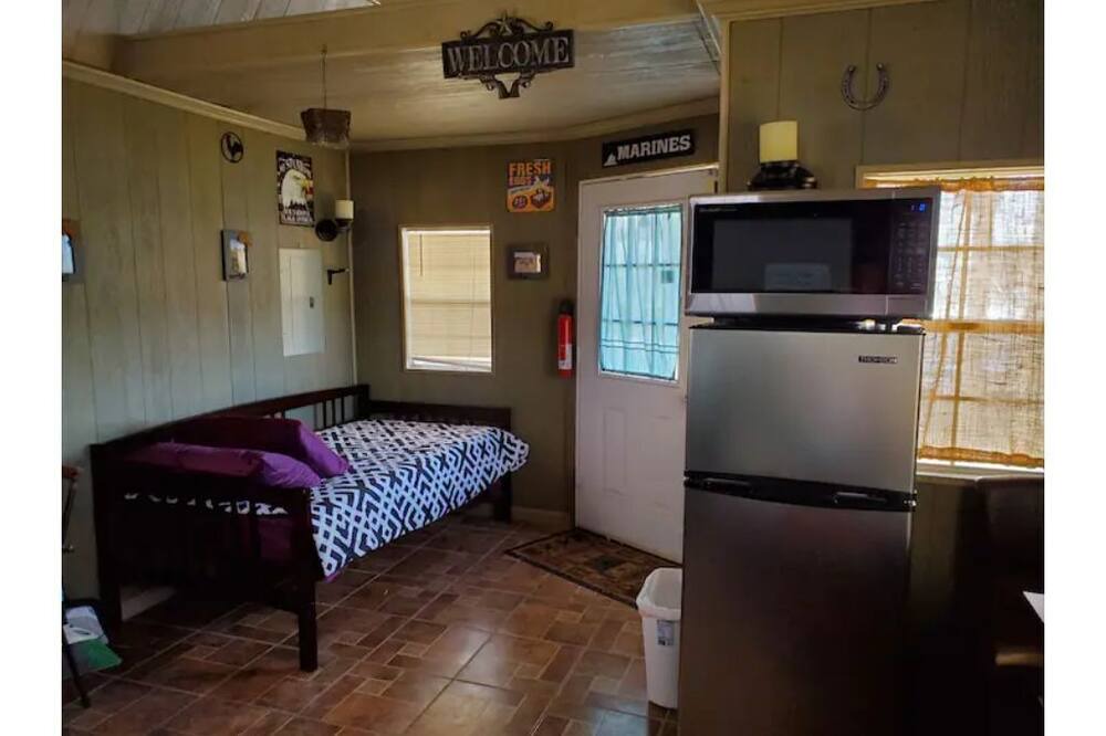 Photo of Bedroom in Luna County