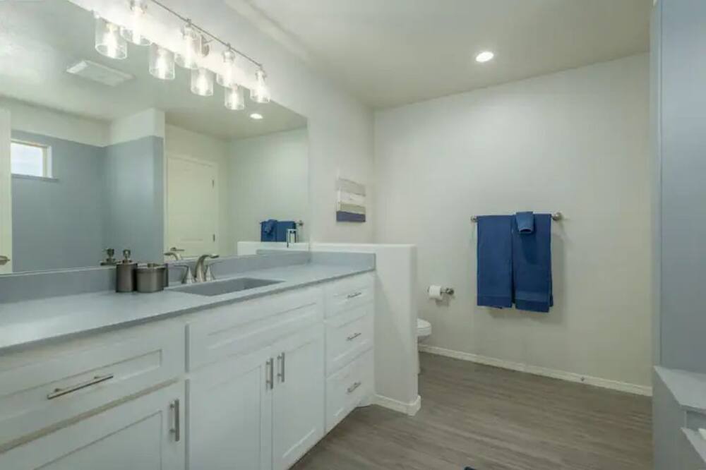 Photo of Bathroom in Alamedan Valley