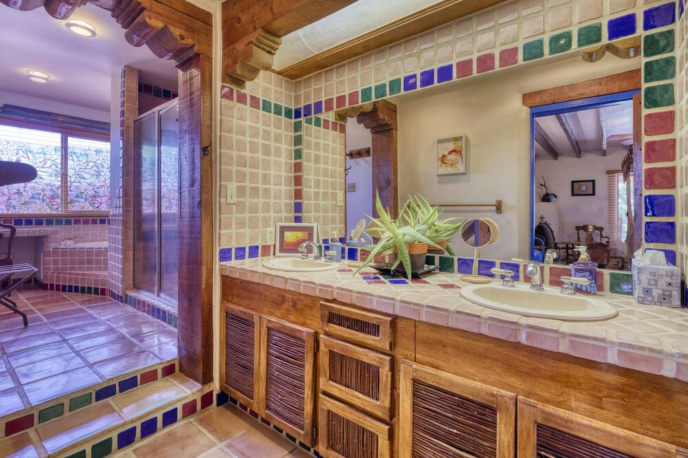 Photo of Bathroom in Alamedan Valley