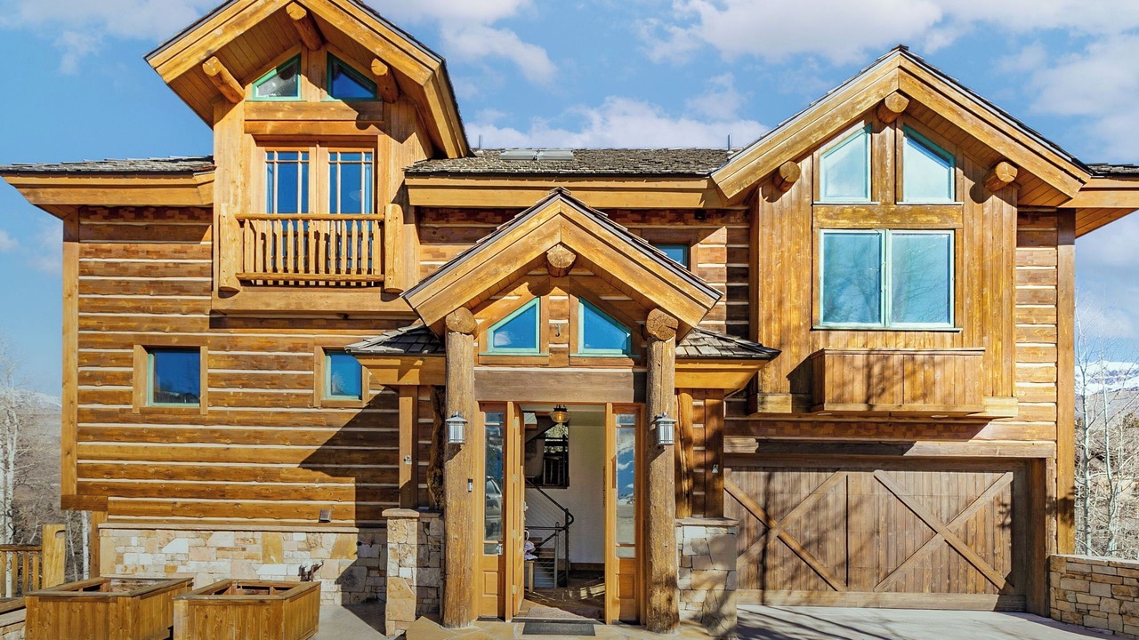 Photo of Outdoor in Mountain Village