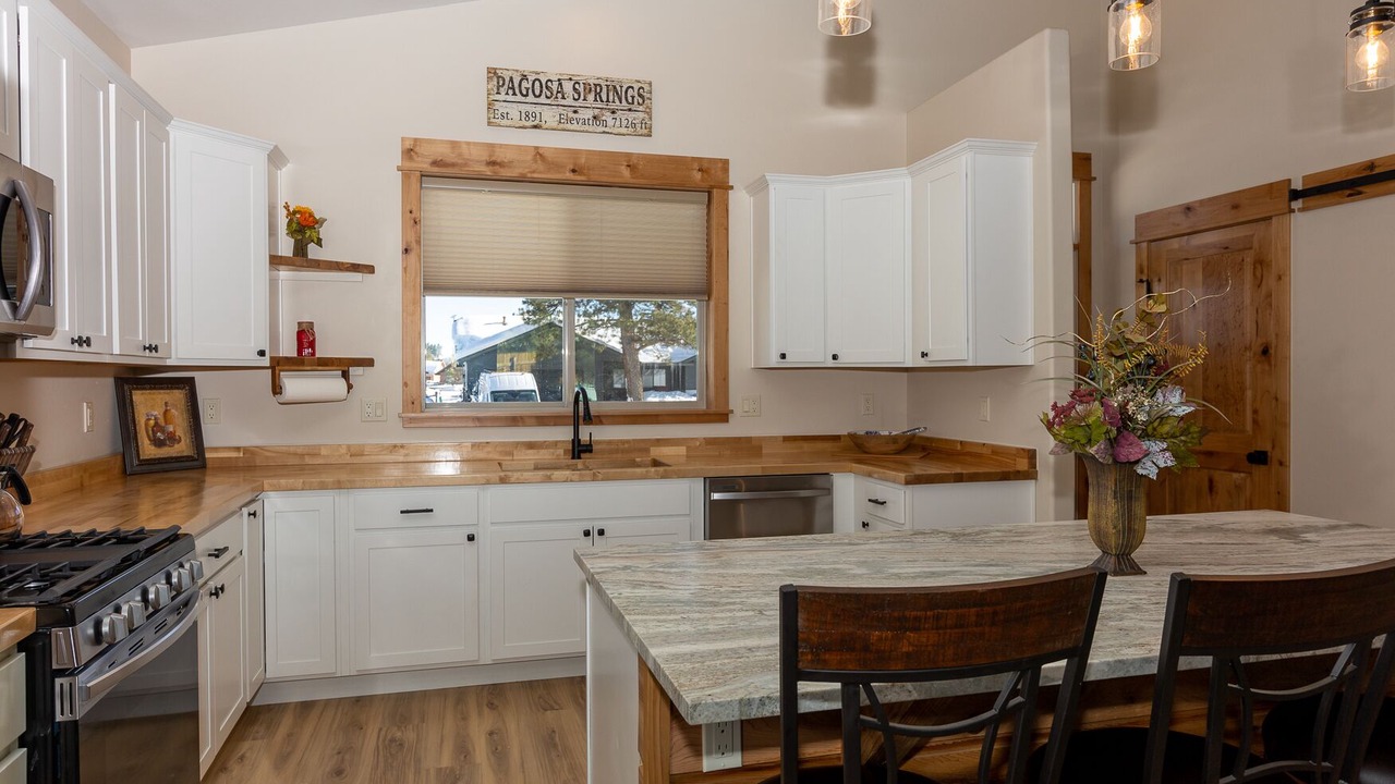 Photo of Kitchen in Pagosa Highlands