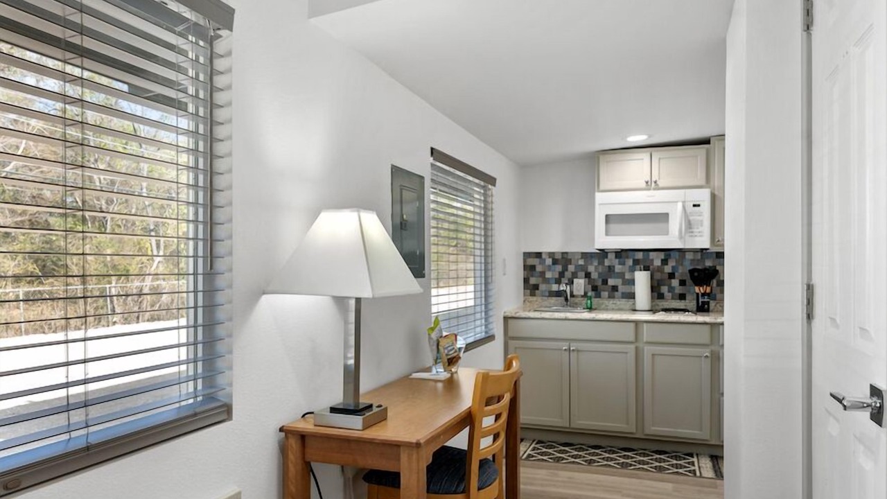Photo of Bedroom in Gun Barrel City