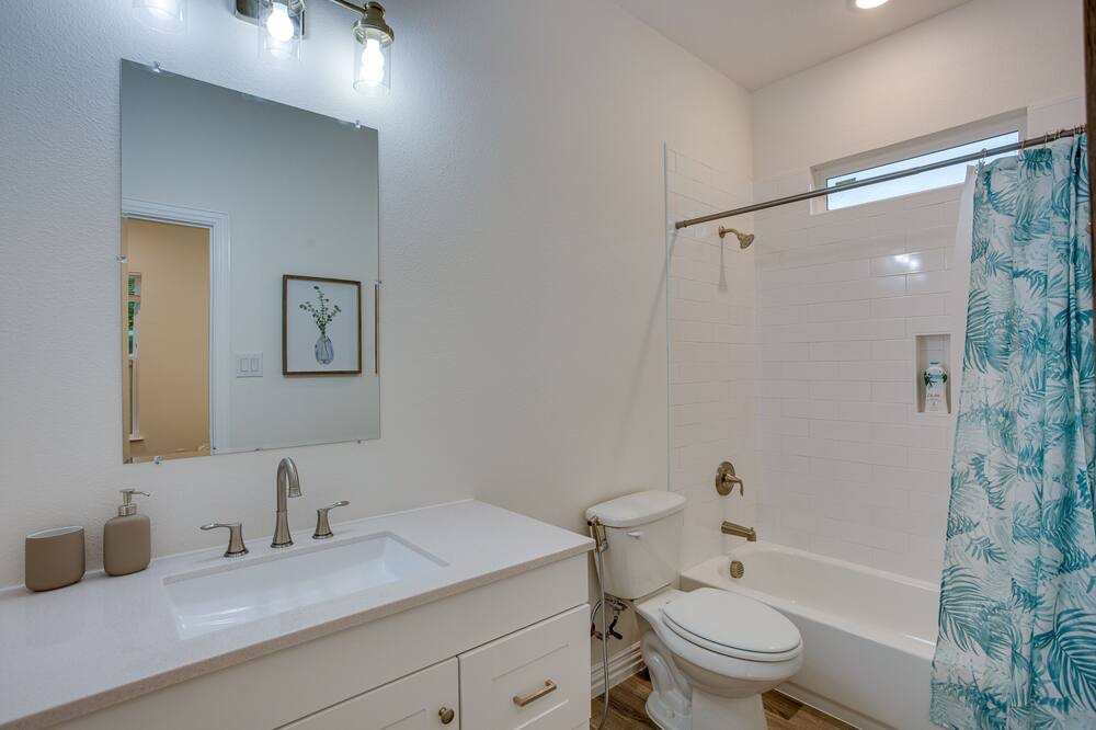 Photo of Others in Carolyn Estates