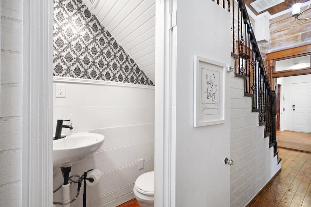 Photo of Bathroom in Mineral Wells