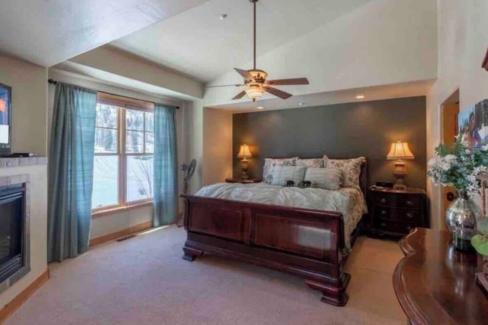 Photo of Bedroom in Purgatory