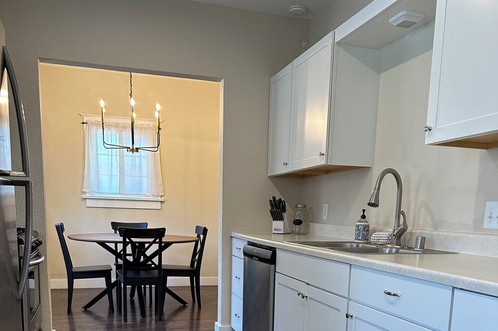 Photo of Kitchen in South Broadway