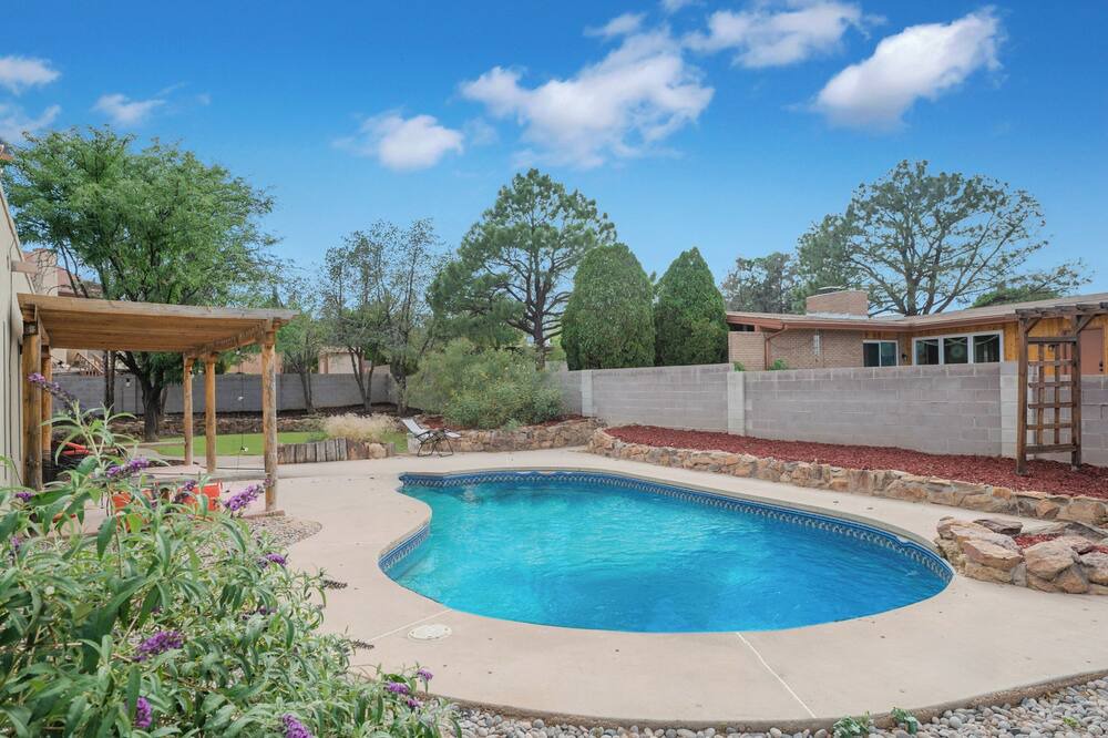 Photo of Outdoor in Paradise Hills Civic
