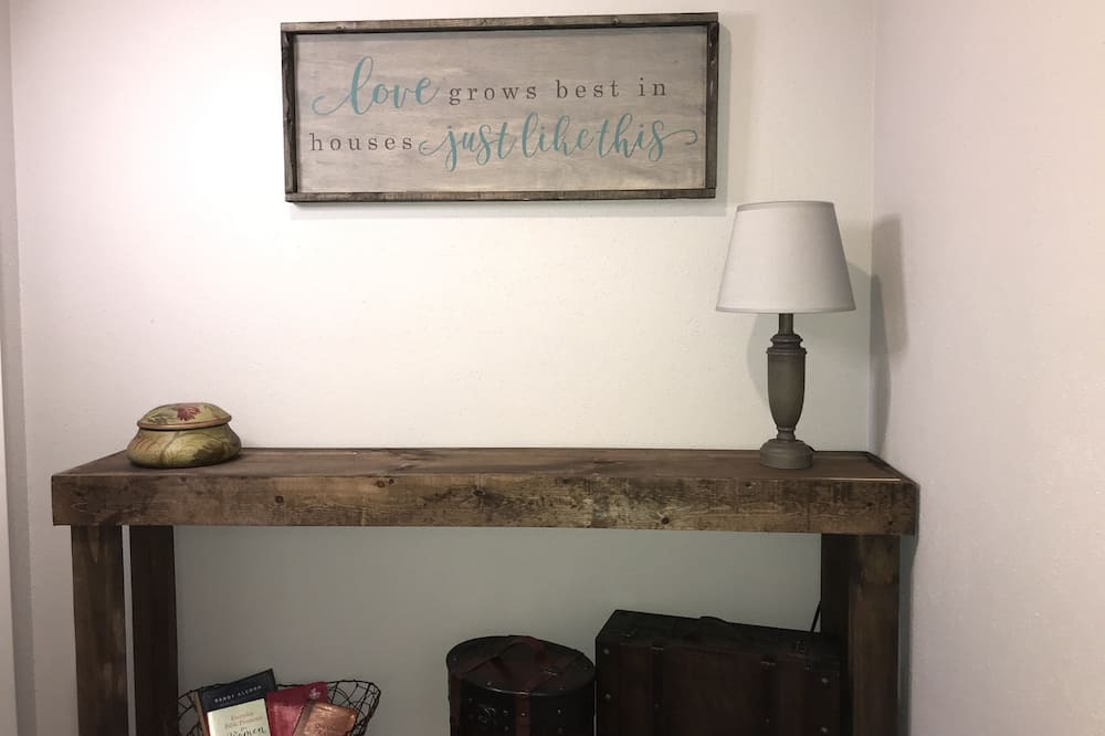 Photo of Bedroom in Oakhurst