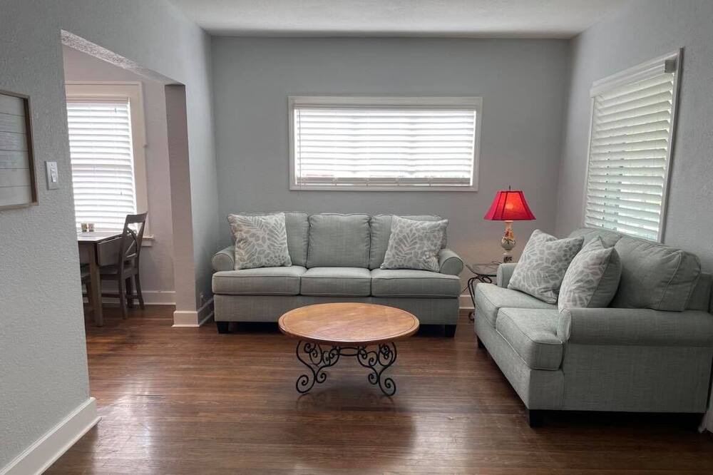 Photo of Livingroom in El Paso