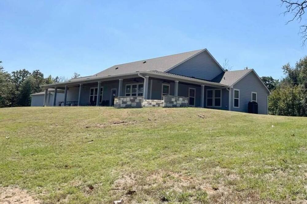 Photo of Outdoor in Centerville