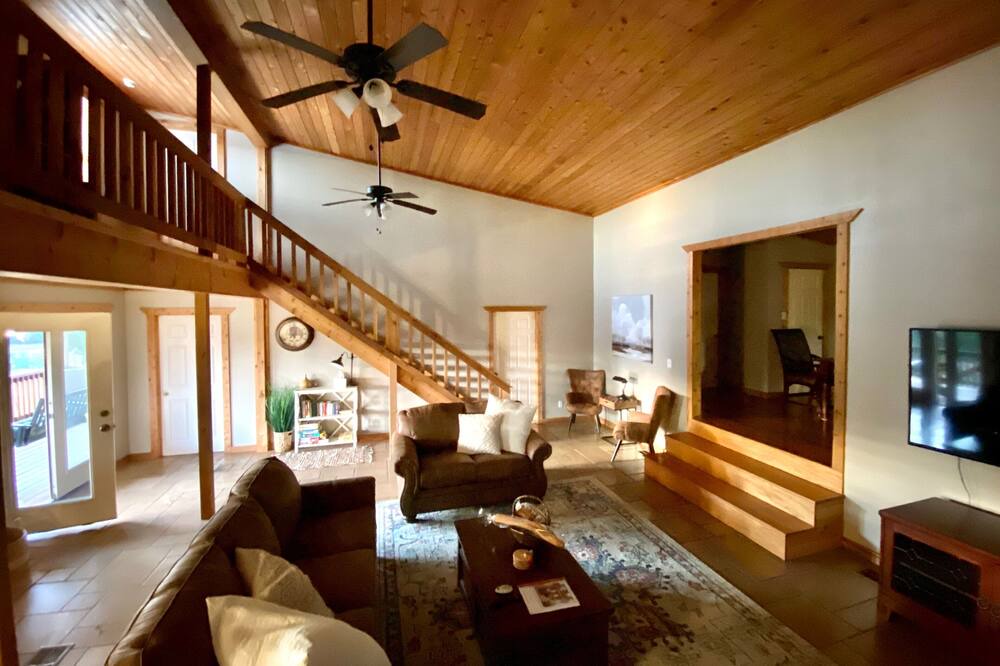 Photo of Livingroom in Kerrville