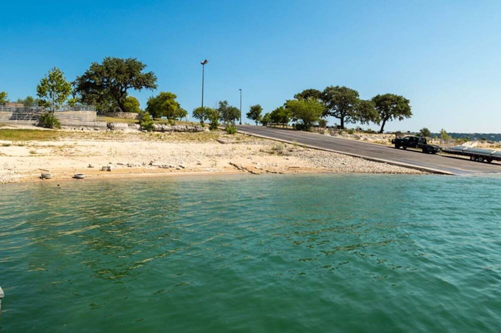 Photo of Others in Apache Shores