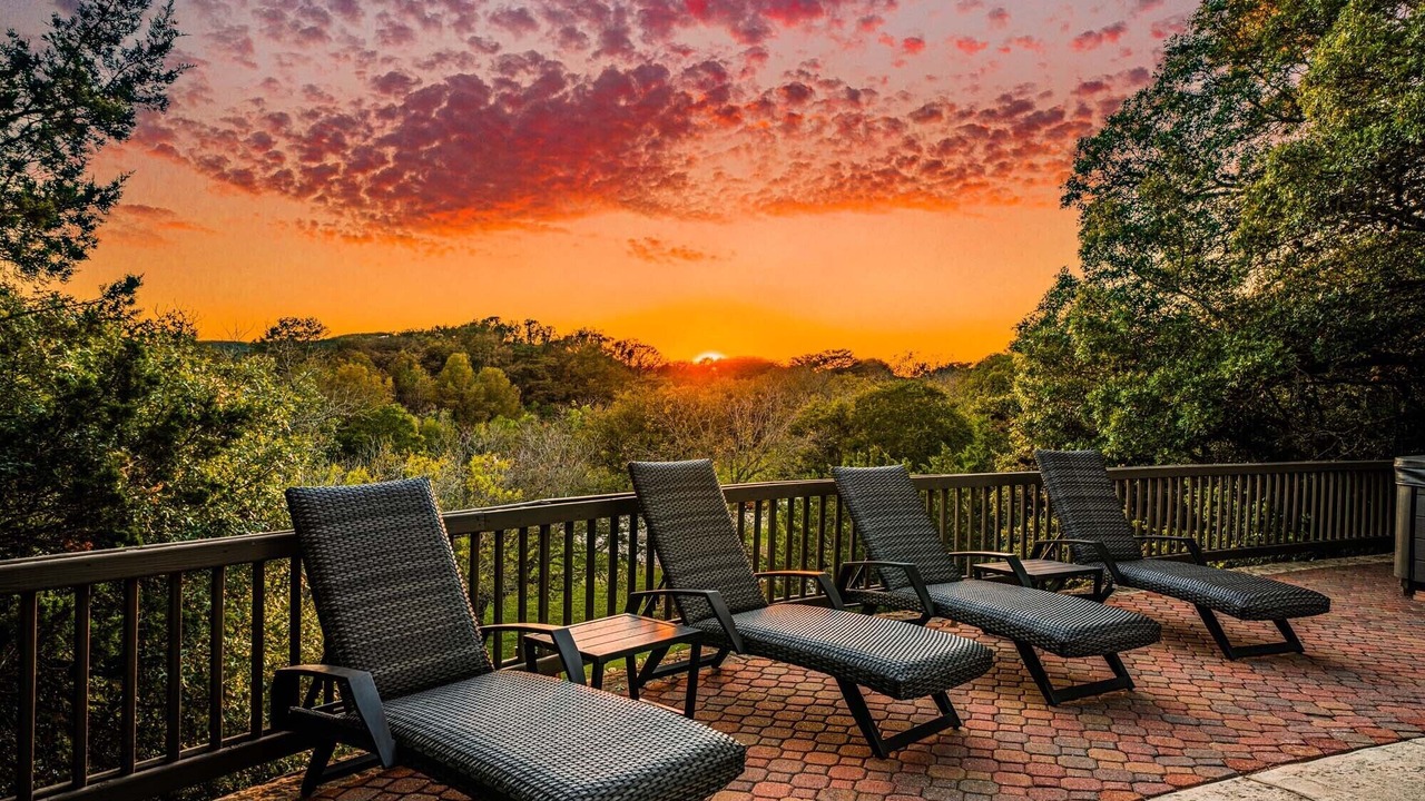 Photo of Outdoor in Ingram