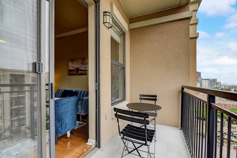 Photo of Patio Balcony in Cityplace