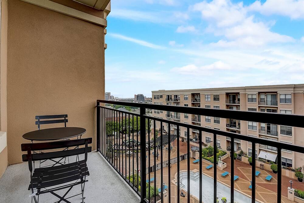 Photo of Patio Balcony in Cityplace