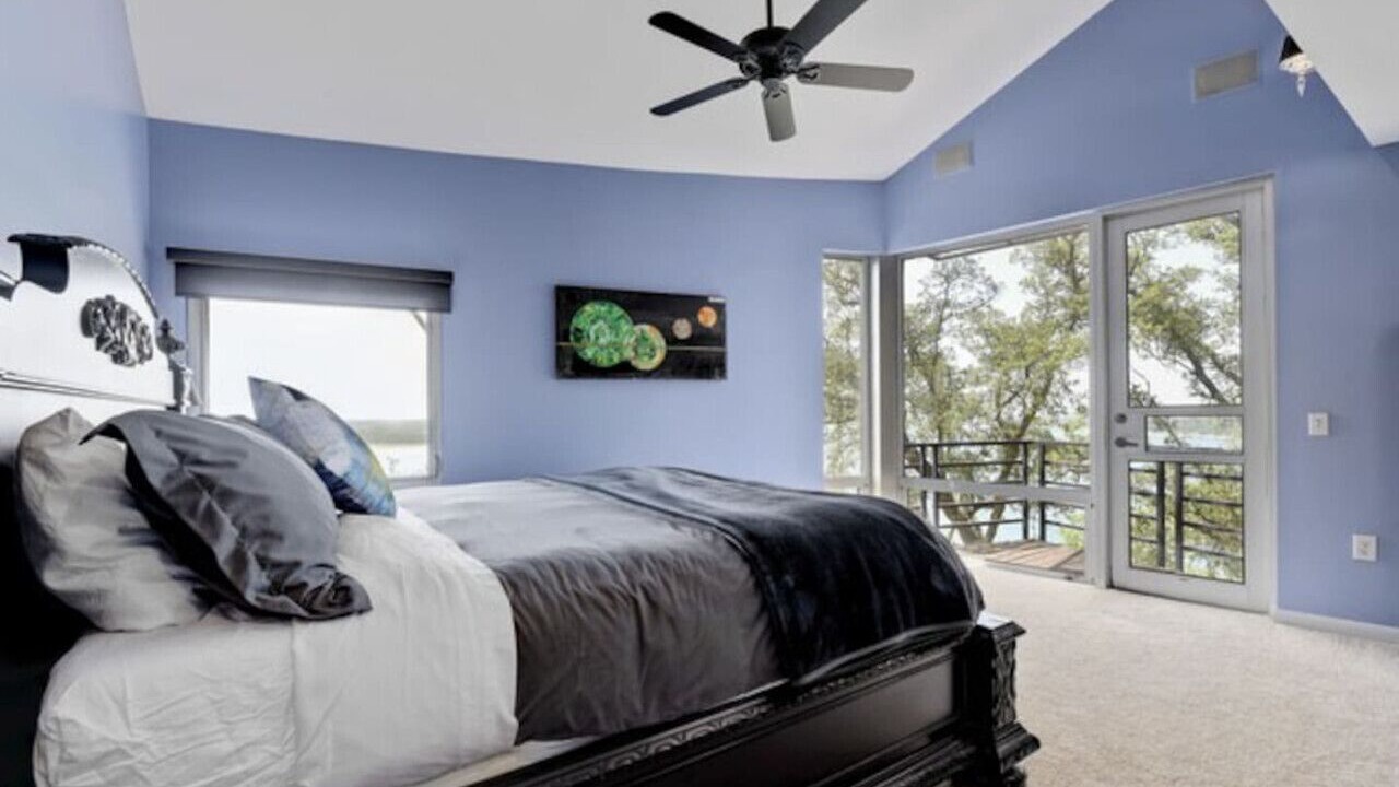 Photo of Bedroom in Hudson Bend