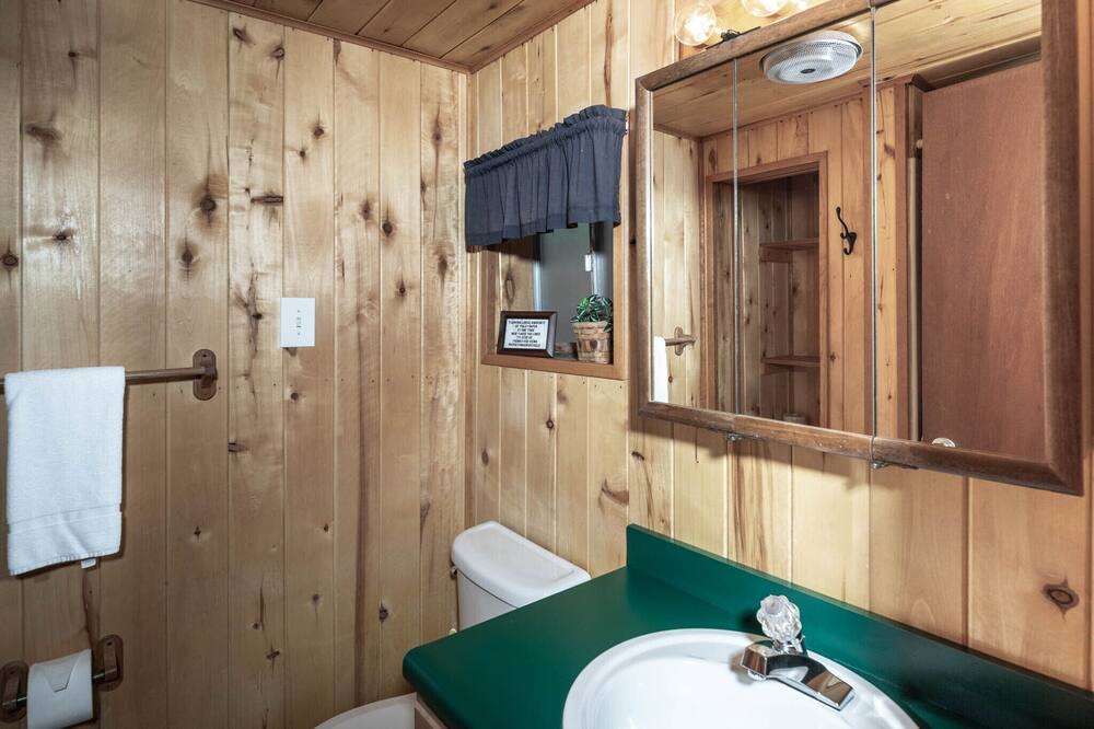 Photo of Bathroom in Ruidoso
