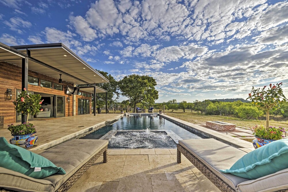 Photo of Outdoor in May