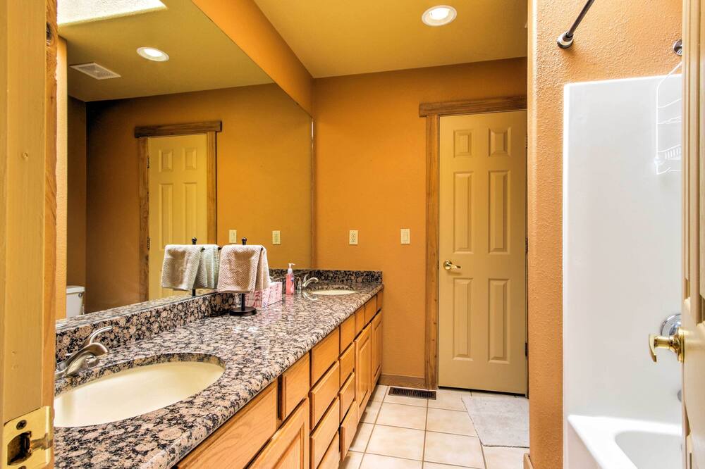 Photo of Bathroom in Alto