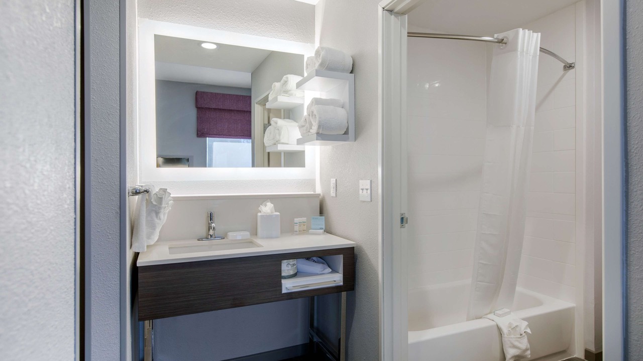 Photo of Bathroom in Ruidoso Downs