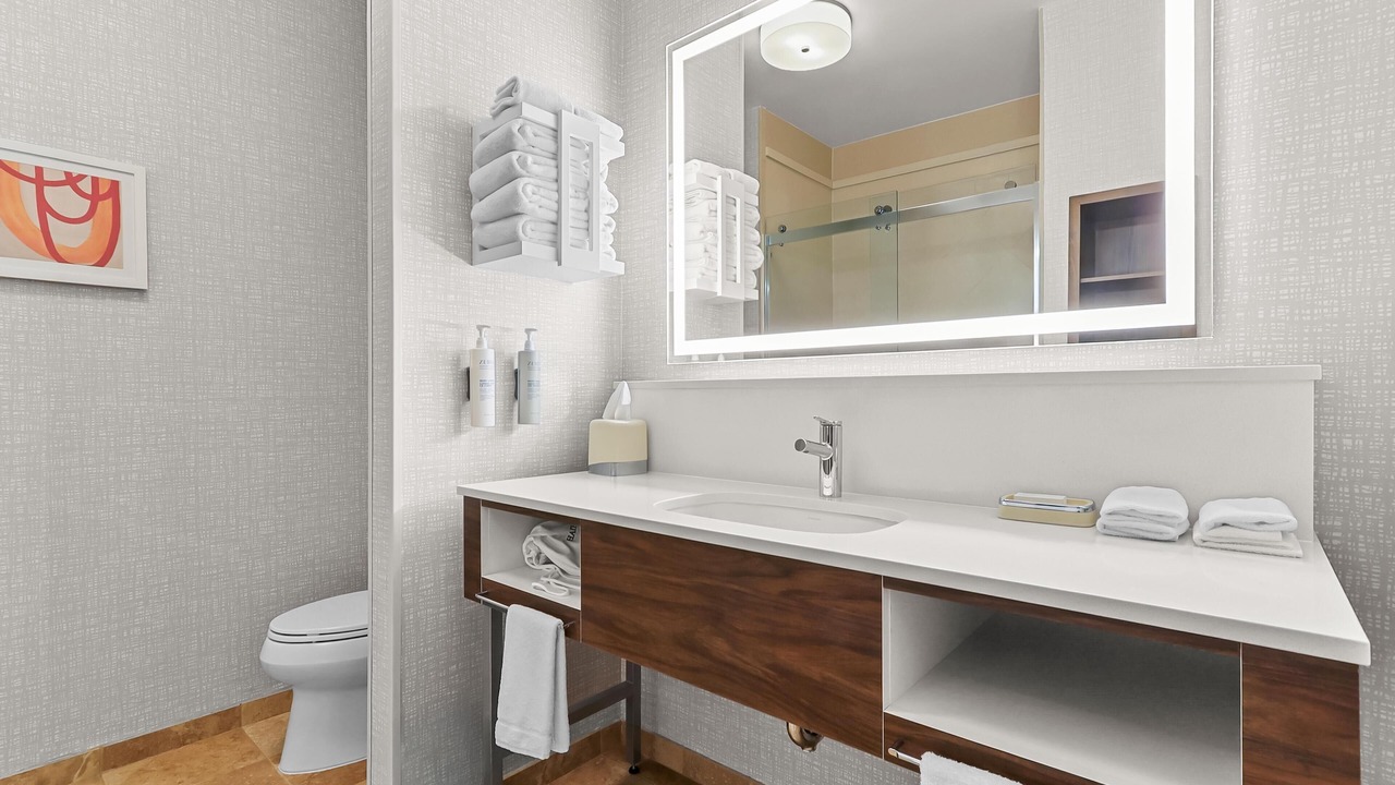 Photo of Bathroom in Borderland