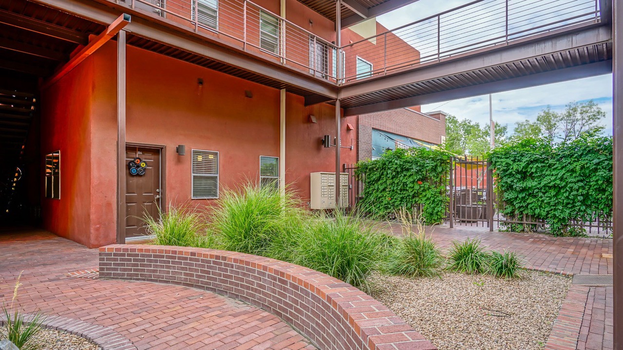 Photo of Outdoor in University Heights