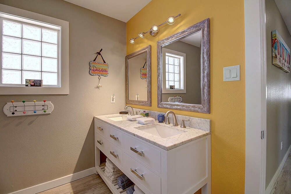 Photo of Bathroom in Safe Harbor