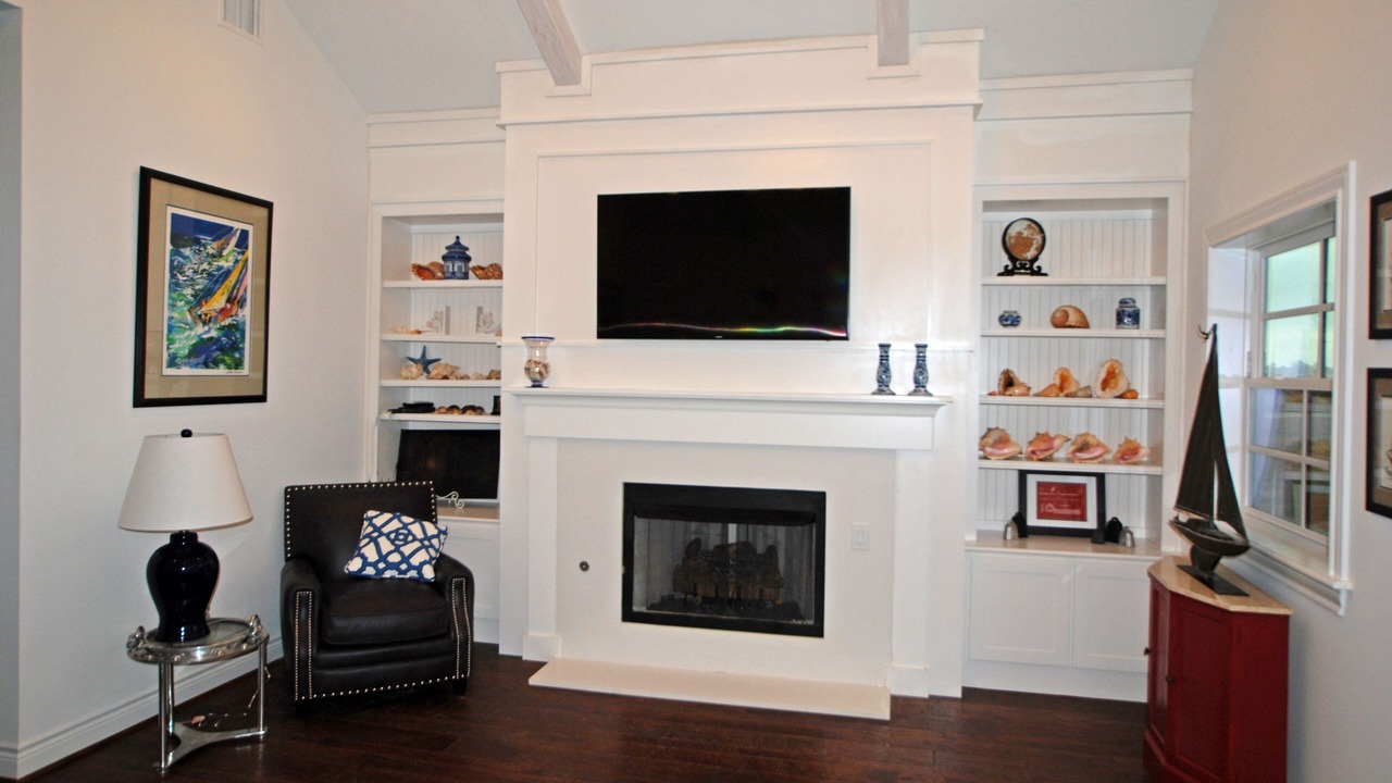 Photo of Livingroom in Madisonville