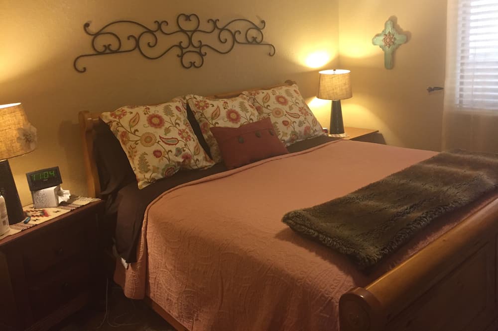 Photo of Bedroom in Ruidoso