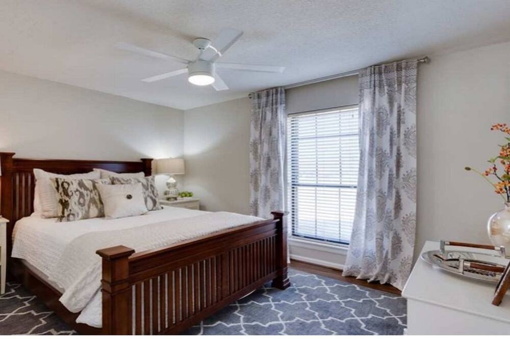 Photo of Bedroom in Grapevine