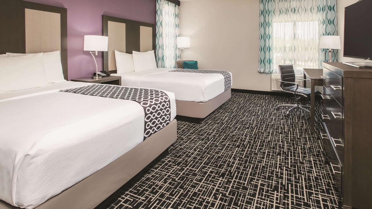 Photo of Bedroom in Park Central