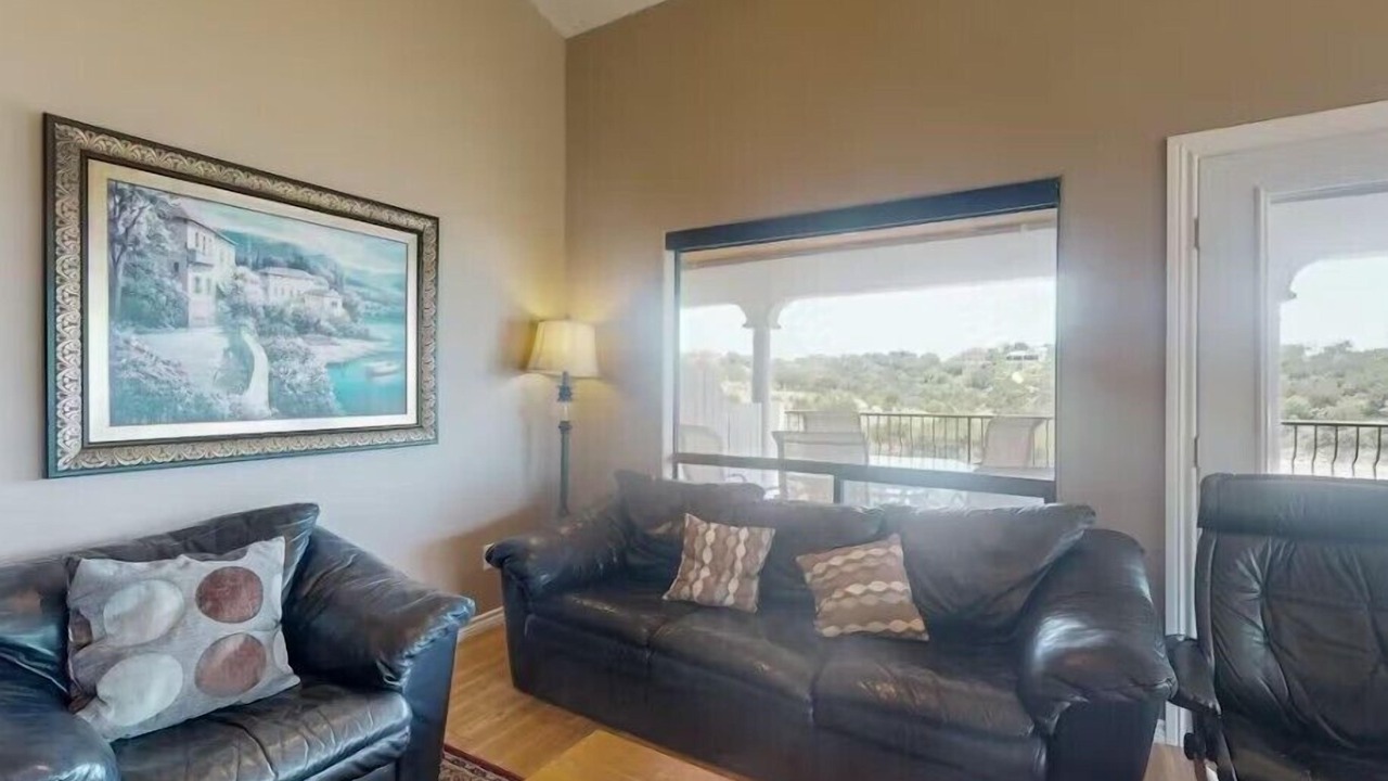 Photo of Patio Balcony in Lago Vista