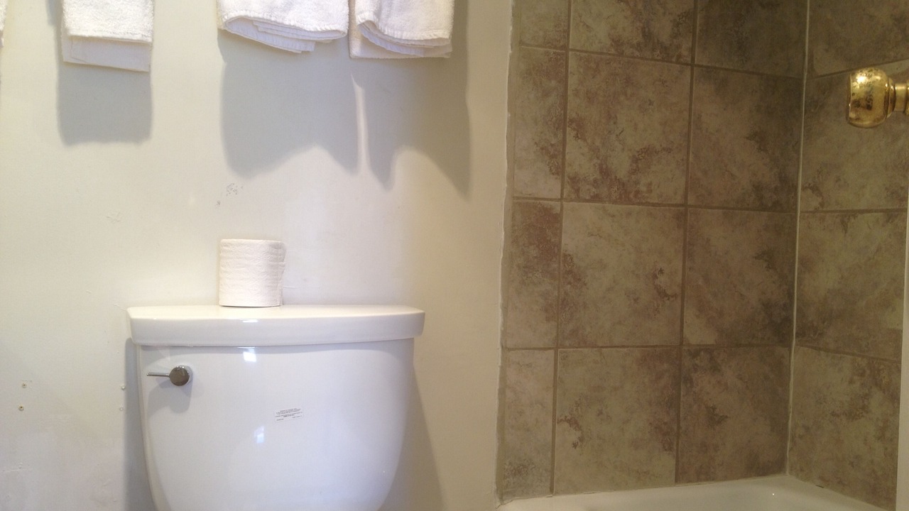 Photo of Bathroom in Alamogordo