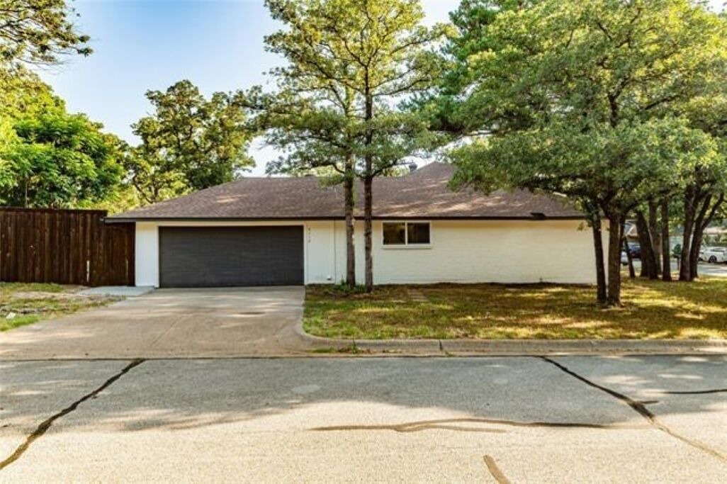 Photo of Outdoor in West Arlington