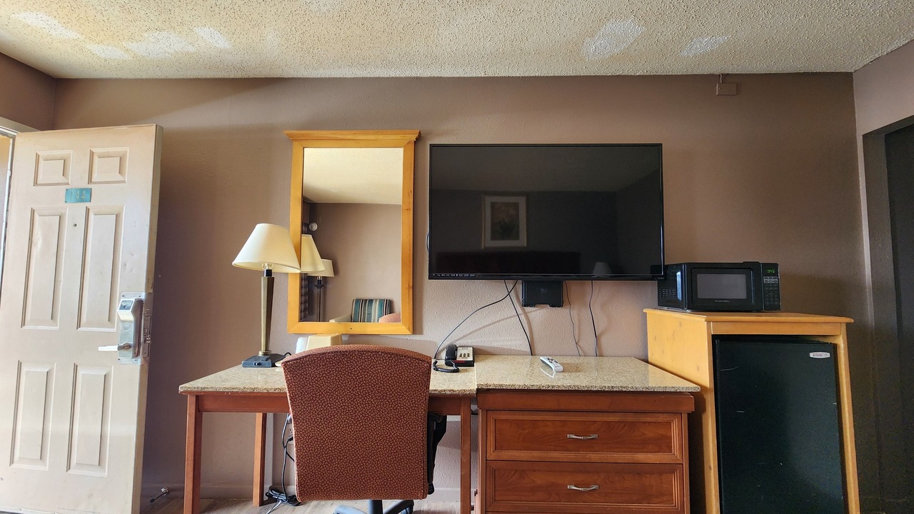 Photo of Bedroom in Alamogordo