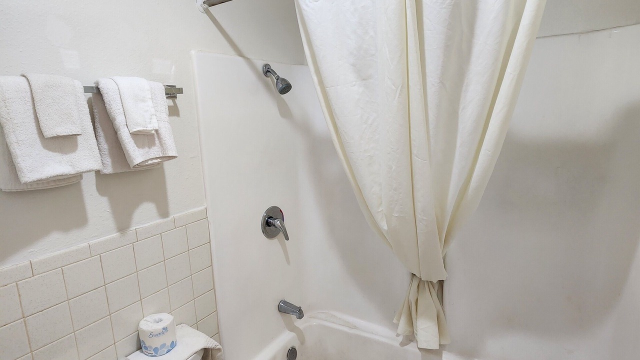 Photo of Bathroom in Alamogordo